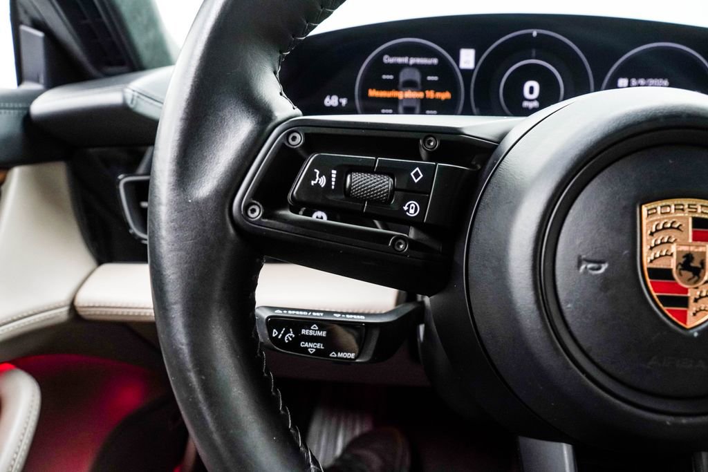 Used 2020 Porsche Taycan 4S image 34