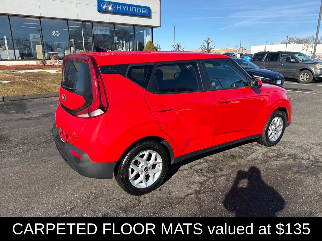 Used 2021 Kia Soul S image 3