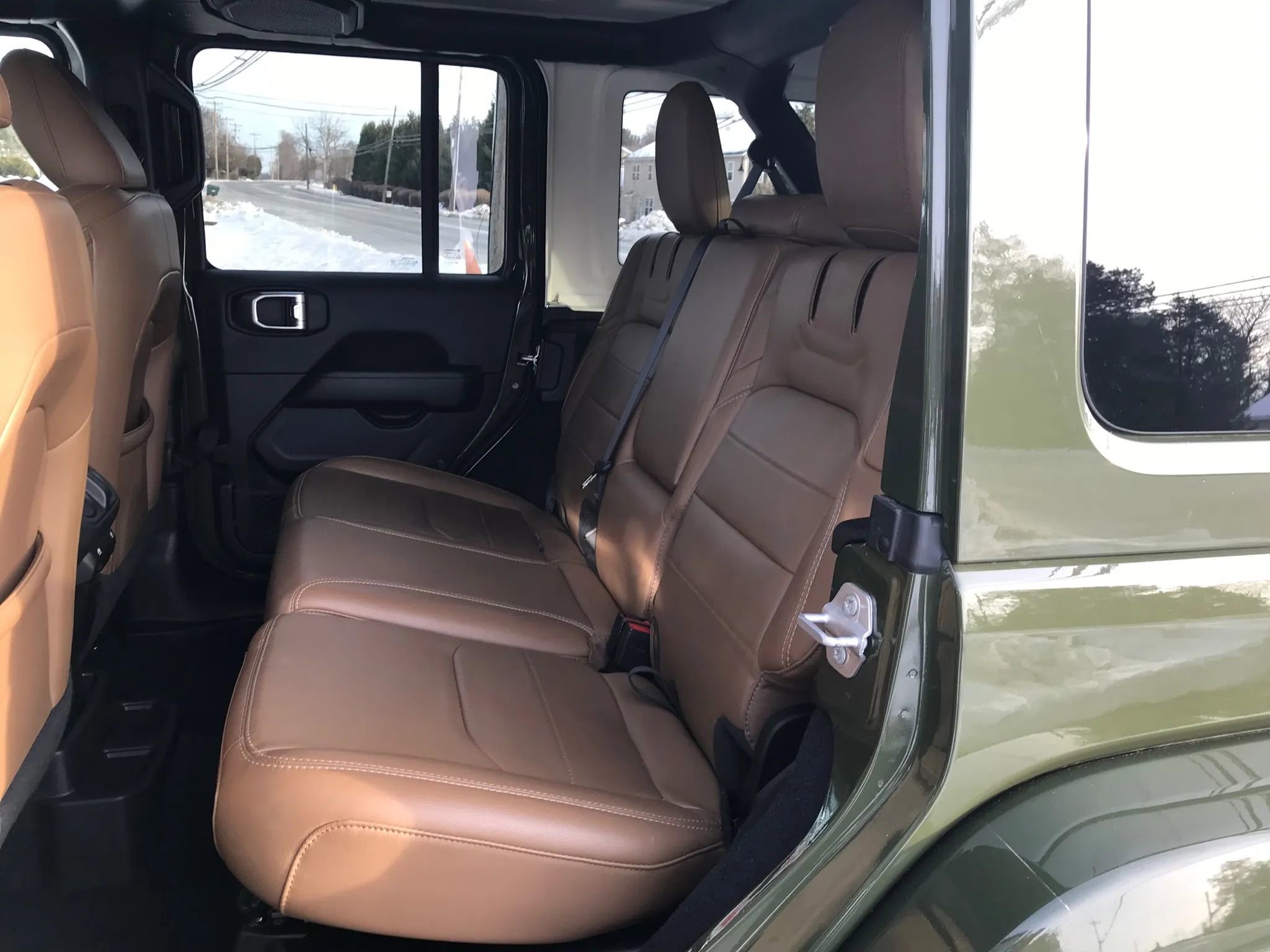 Used 2023 Jeep Wrangler Unlimited Sahara w/ Cold Weather Group image 3