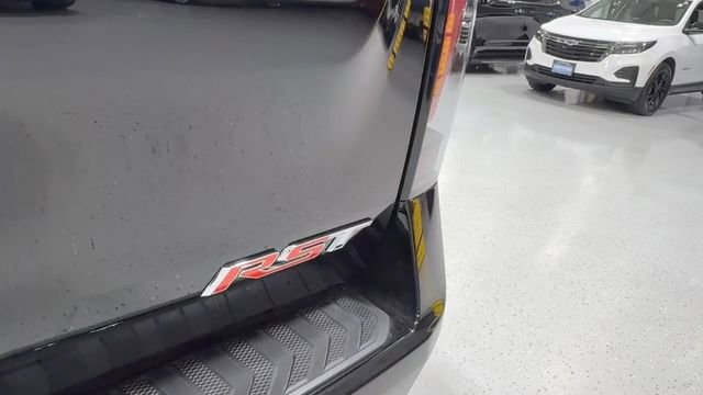 New 2025 Chevrolet Silverado EV RST AWD/4WD image 8