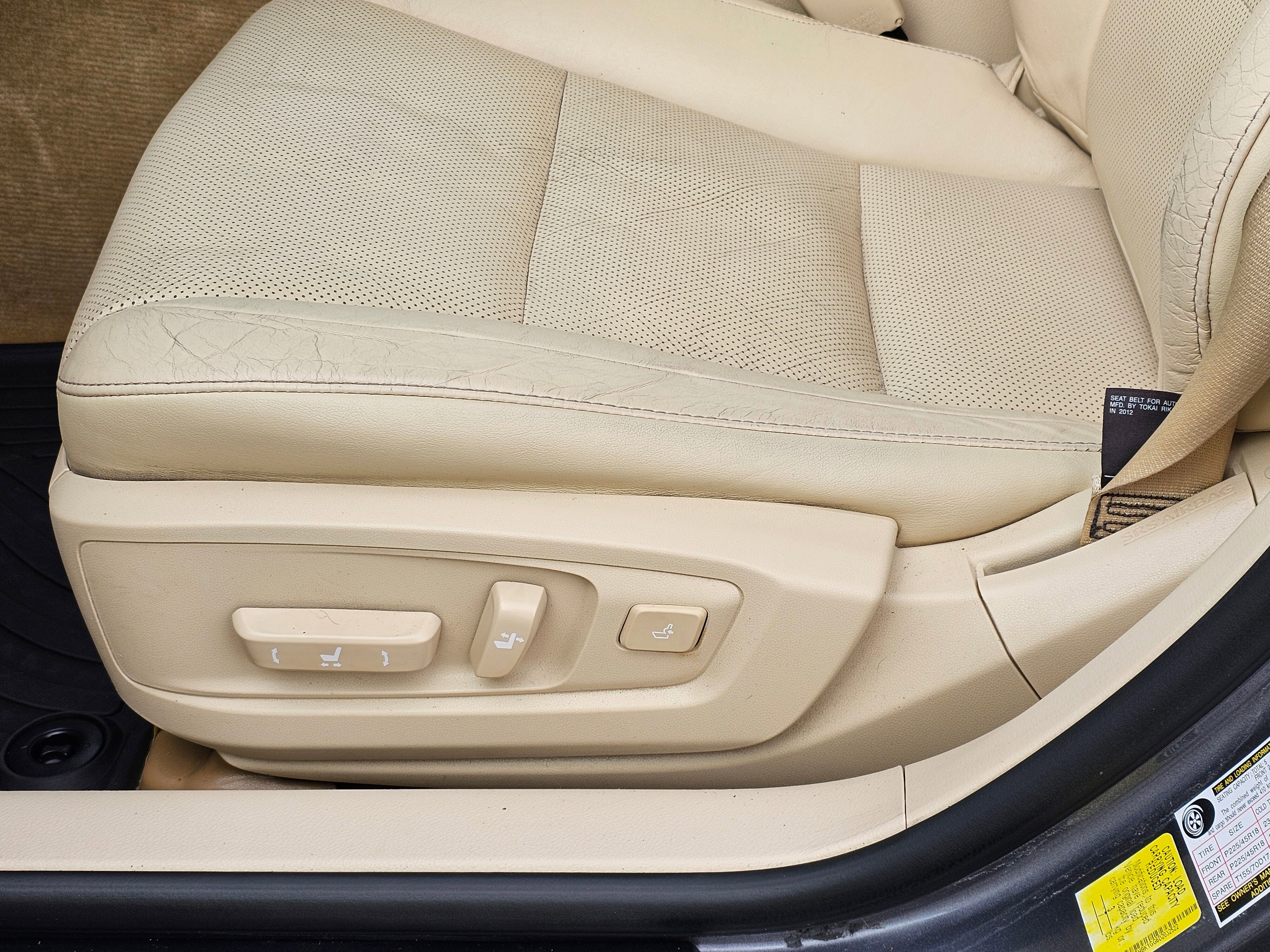 Used 2013 Lexus ES 350 4dr Sdn image 25