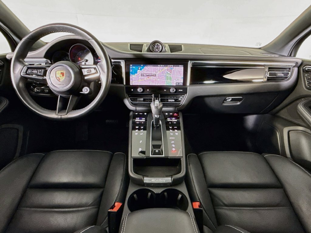 Certified 2023 Porsche Macan S AWD/4WD image 11