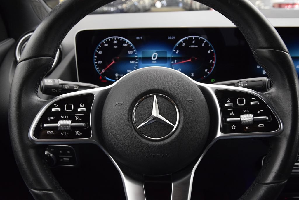 Certified 2021 Mercedes-Benz GLA 250 4MATIC image 22