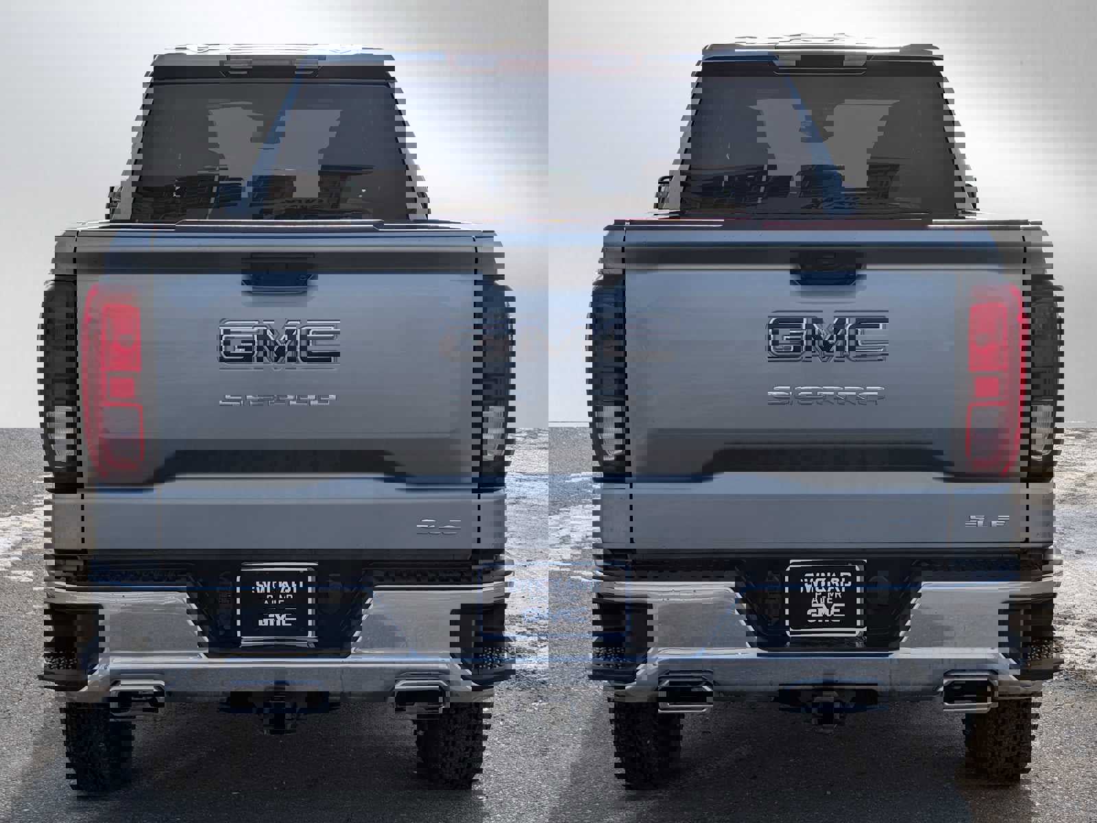 Used 2024 GMC Sierra 1500 SLE w/ X31 Off-Road Package image 4