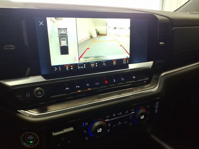 Used 2025 Chevrolet Silverado 1500 LTZ AWD/4WD image 27