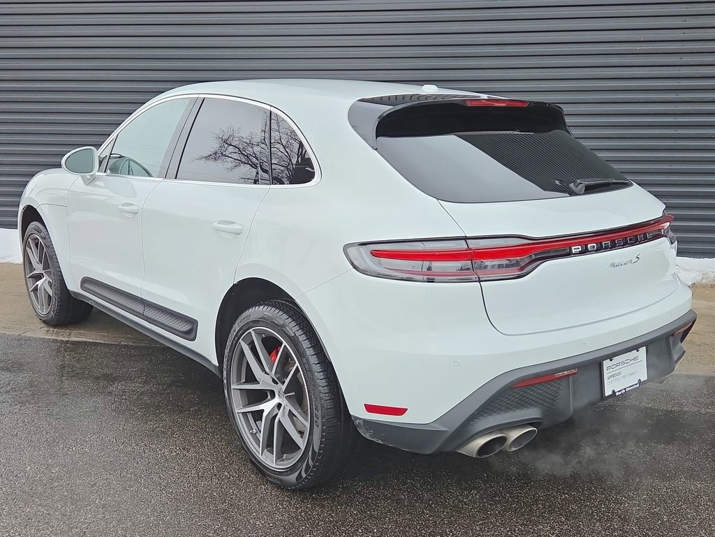 Certified 2023 Porsche Macan S image 3
