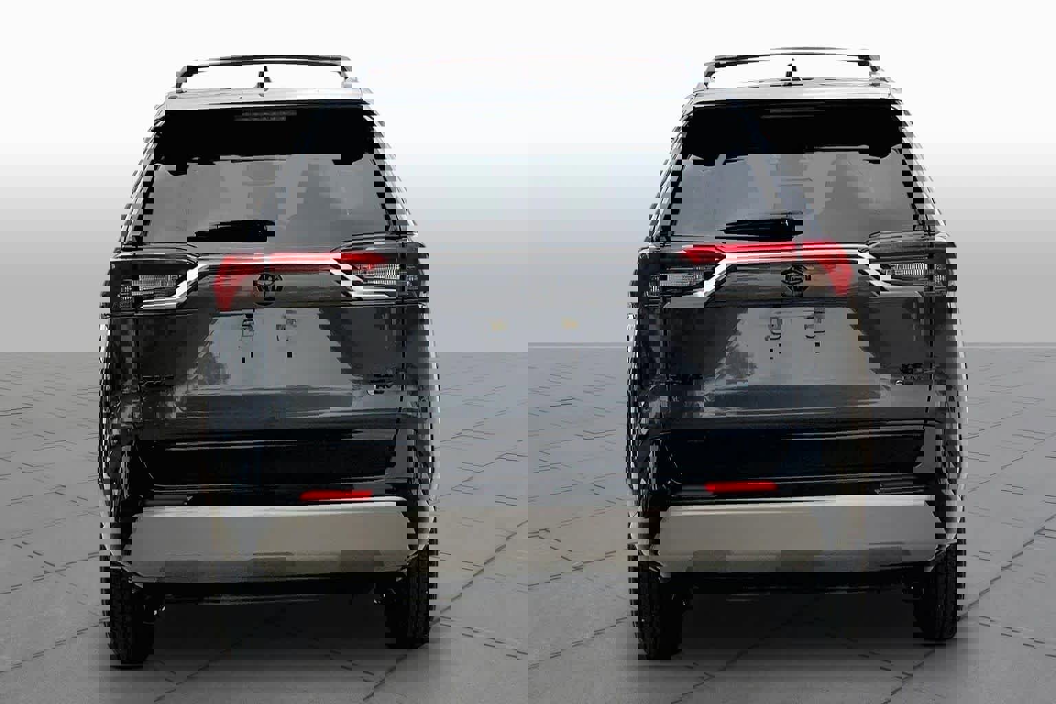 Used 2025 Toyota RAV4 XSE image 5