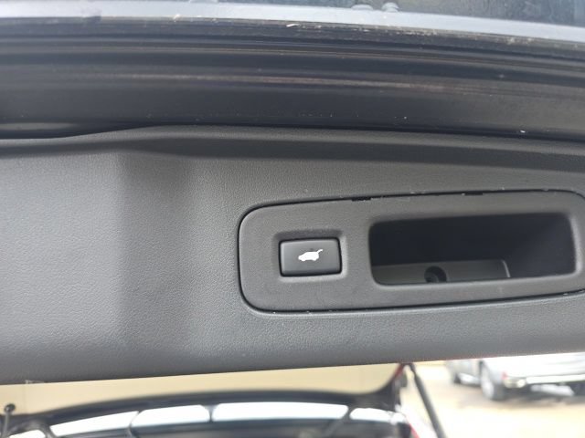 Used 2015 Honda CR-V Touring image 12