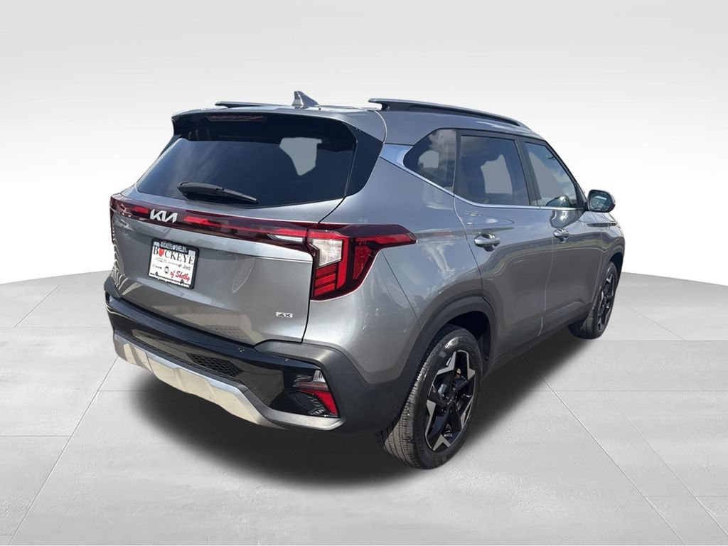 Used 2024 Kia Seltos EX AWD/4WD image 3