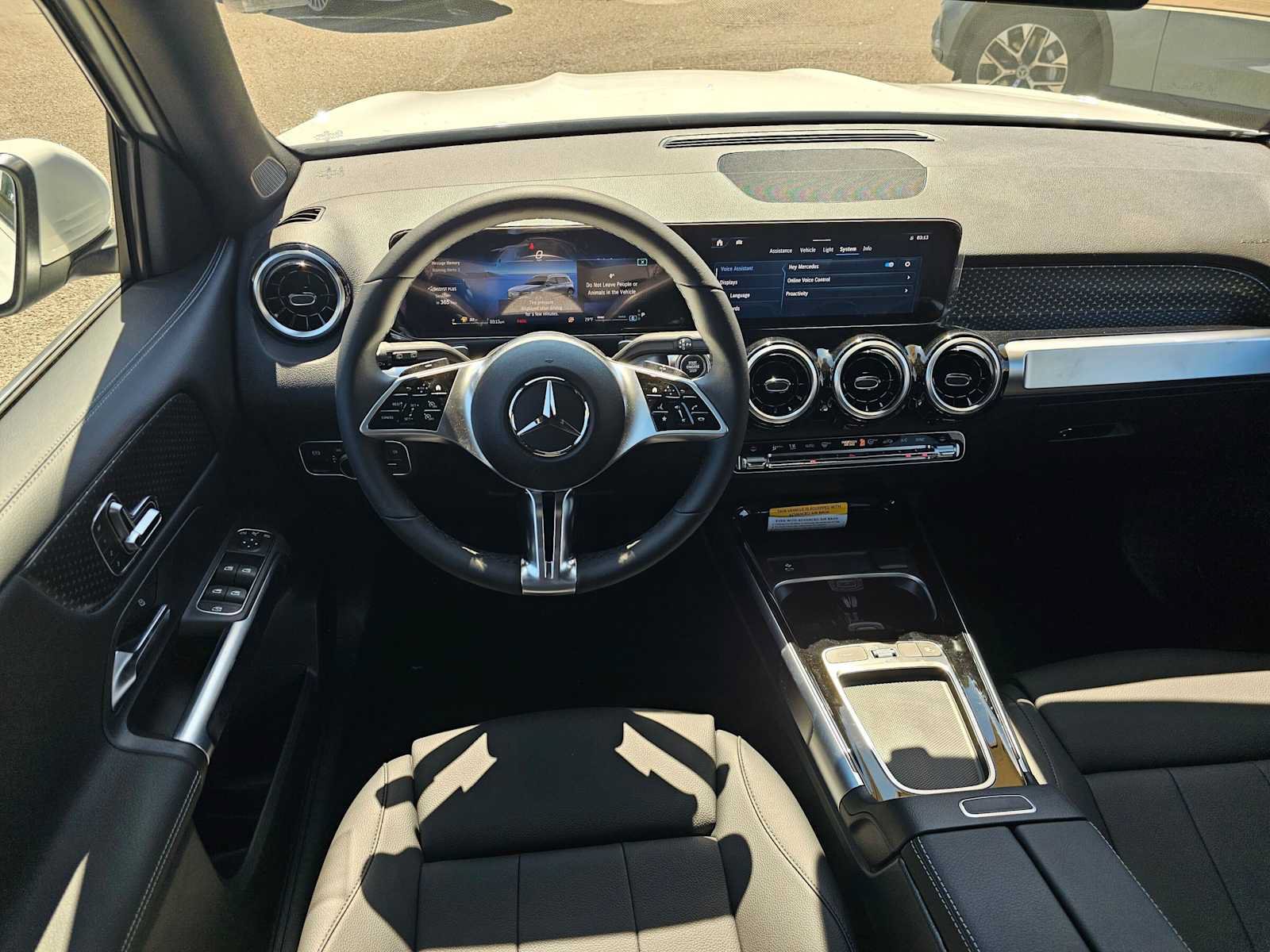 New 2026 Mercedes-Benz GLB 250 image 18