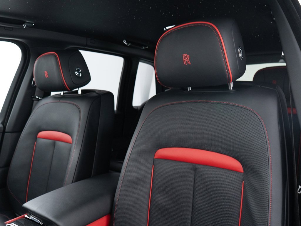 Certified 2024 Rolls-Royce Cullinan Black Badge w/ Dark Exterior Package image 17