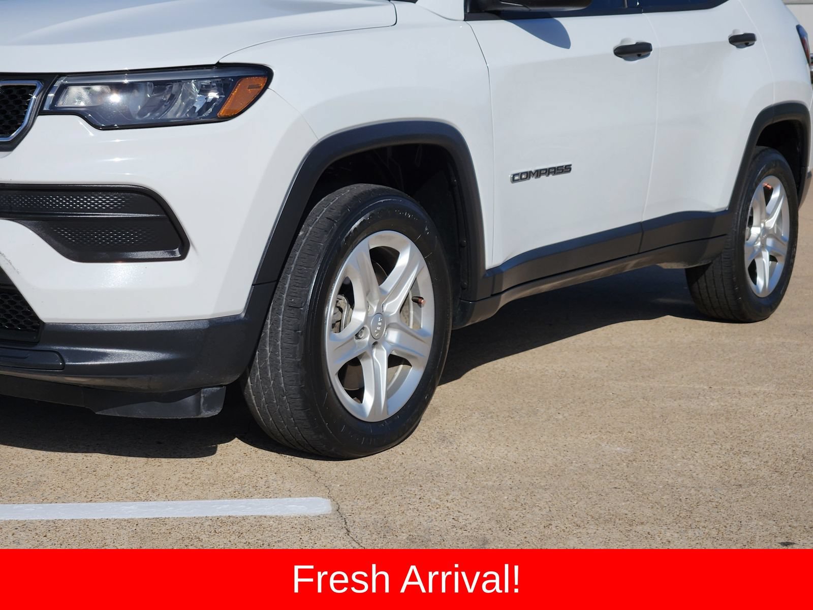 Used 2023 Jeep Compass Sport AWD/4WD image 8