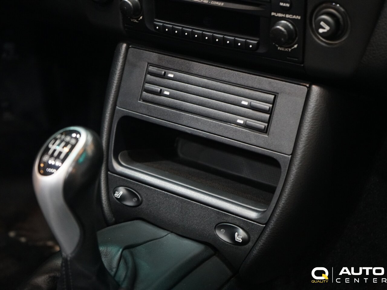 Used 2004 Porsche 911 Carrera RWD image 33