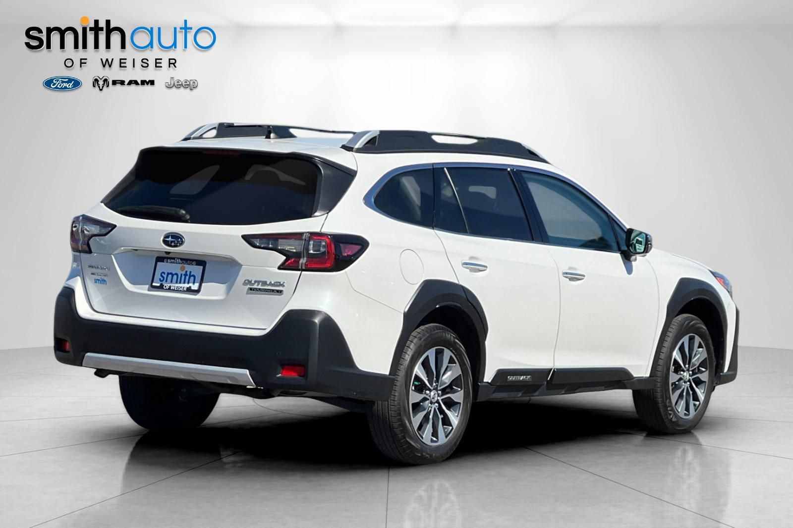 Used 2024 Subaru Outback Touring XT w/ Tech Package 2 AWD/4WD image 4