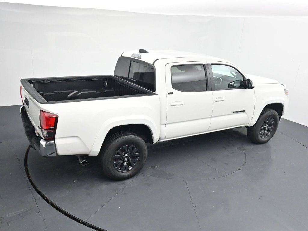 Used 2023 Toyota Tacoma SR5 AWD/4WD image 30