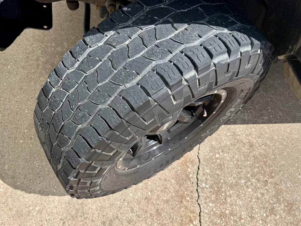 Used 2017 Jeep Wrangler Unlimited Sahara AWD/4WD image 34