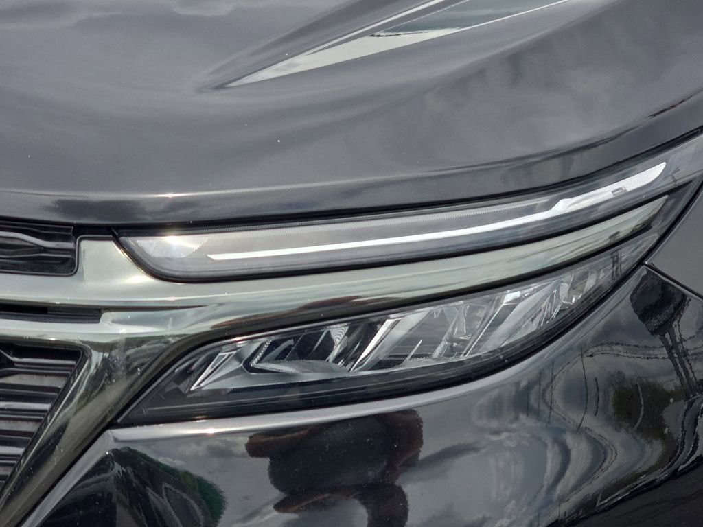 Certified 2023 Chevrolet Equinox RS AWD/4WD image 32