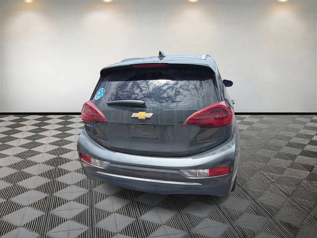 Used 2021 Chevrolet Bolt Premier w/ Infotainment Package FWD image 7