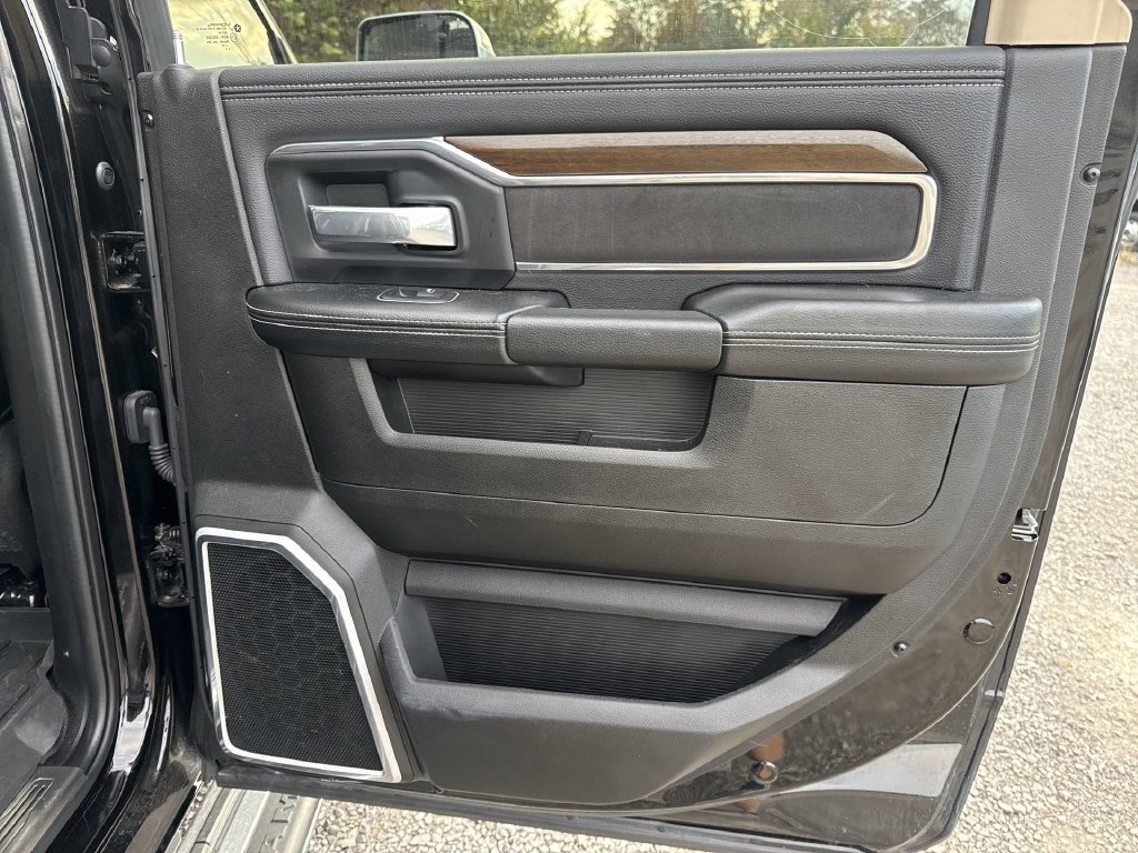 Used 2022 RAM 2500 Laramie AWD/4WD image 24