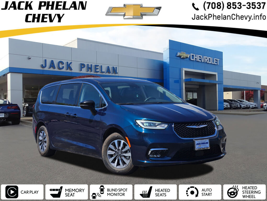 Used 2024 Chrysler Pacifica Limited