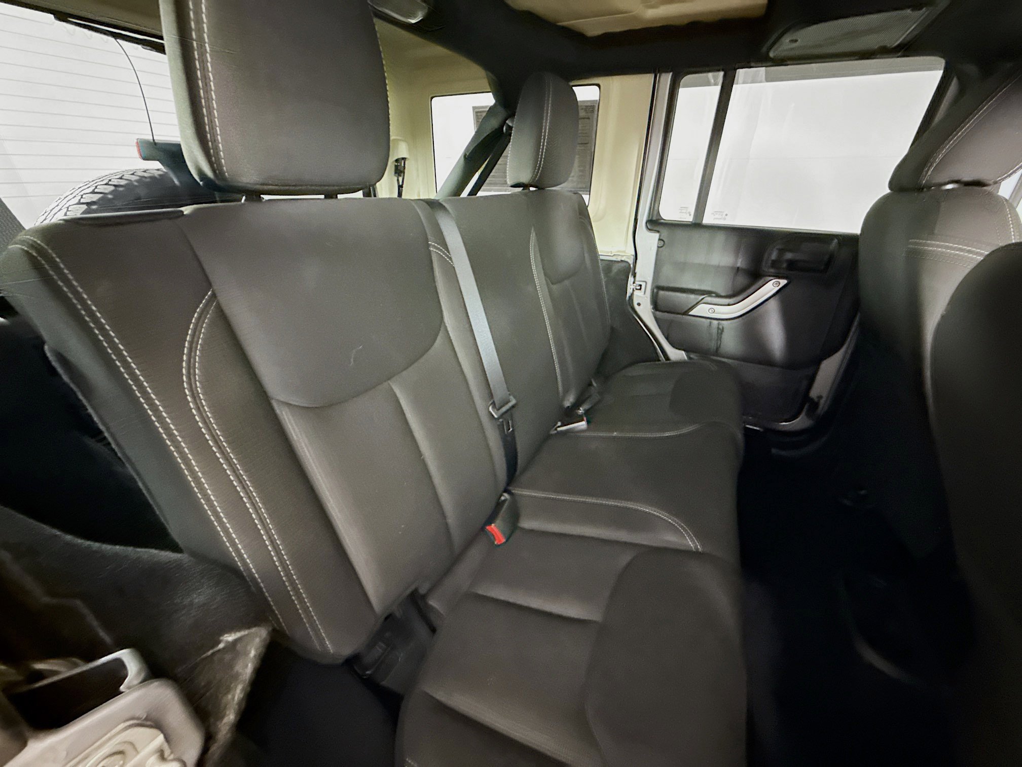 Used 2017 Jeep Wrangler Unlimited Sahara w/ Max Tow Package image 30