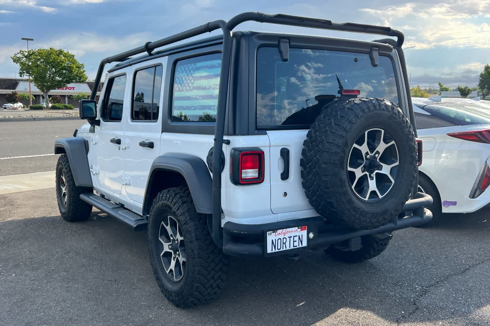 Used 2018 Jeep Wrangler Unlimited Sport AWD/4WD image 6