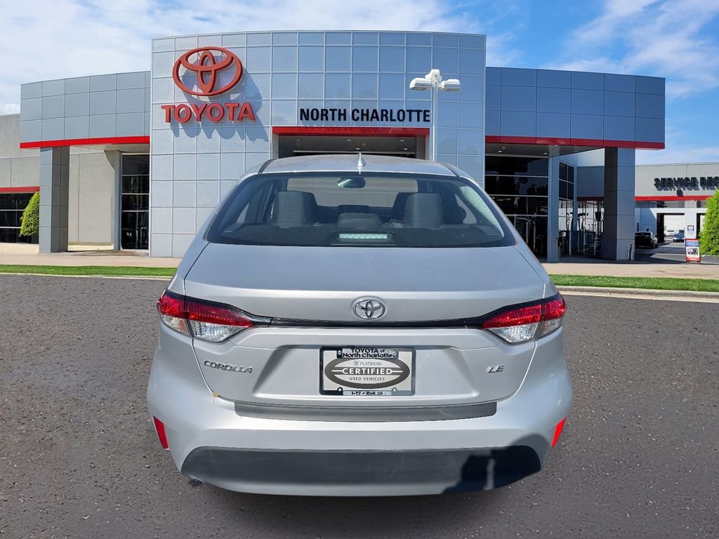 Used 2025 Toyota Corolla LE image 9