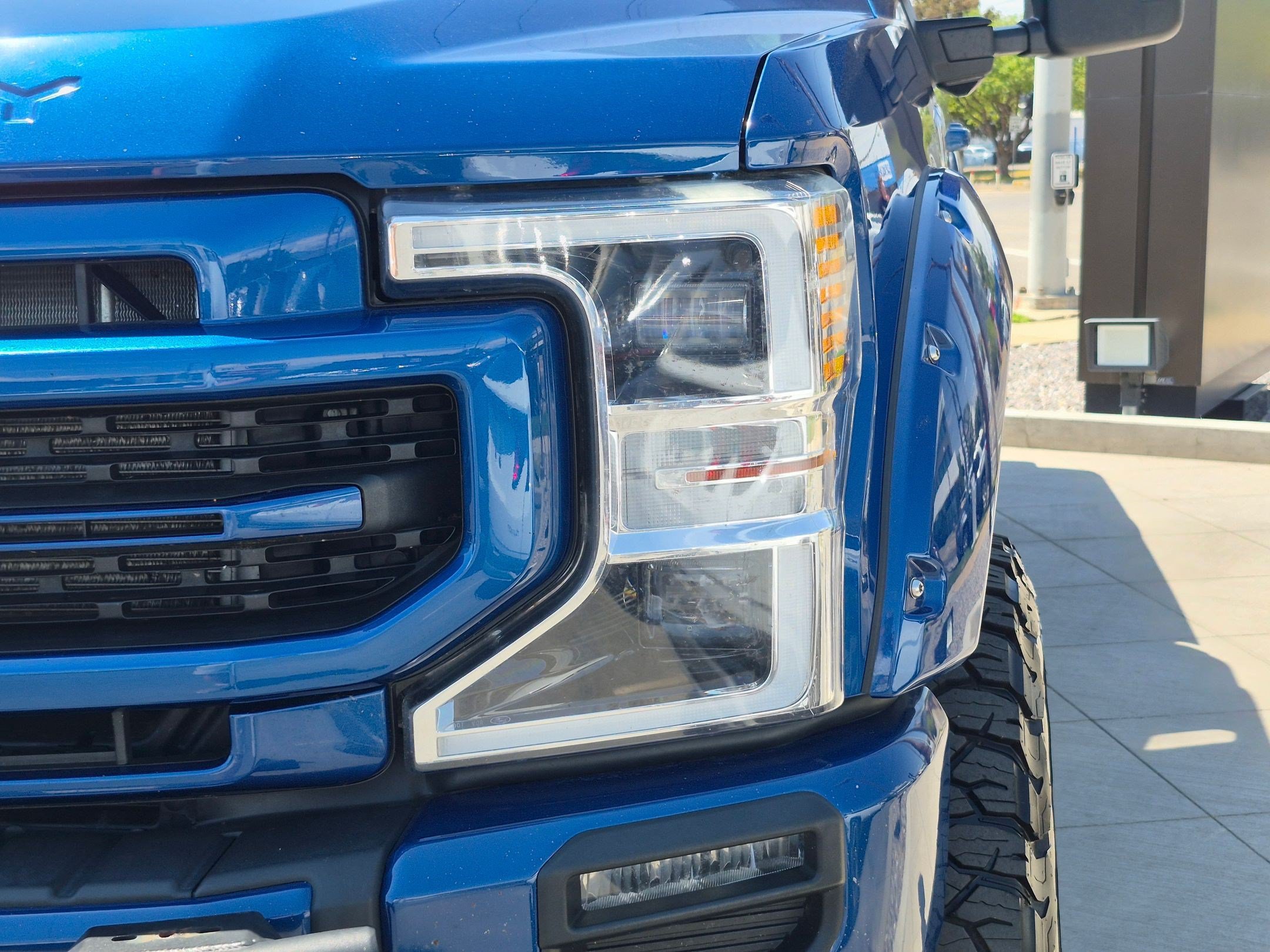 Used 2022 Ford F350 Lariat w/ Lariat Ultimate Package AWD/4WD image 11