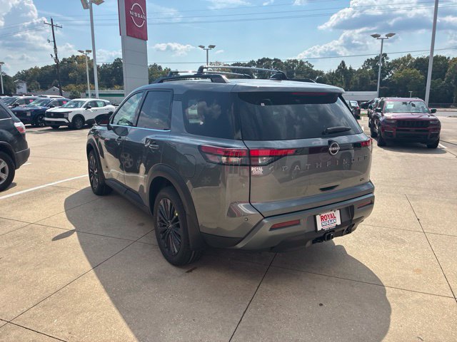 New 2026 Nissan Pathfinder SL w/ SL Premium Package FWD image 5