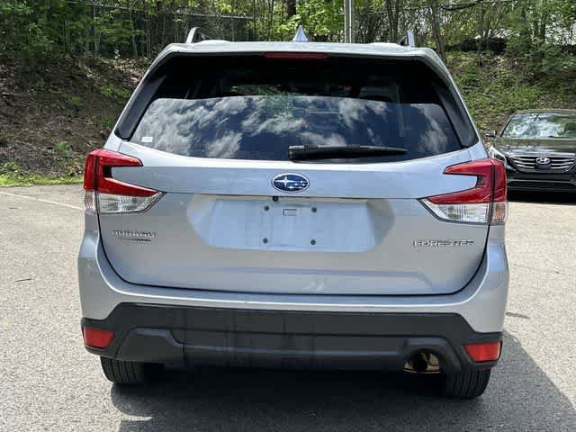 Certified 2023 Subaru Forester Premium AWD/4WD image 4