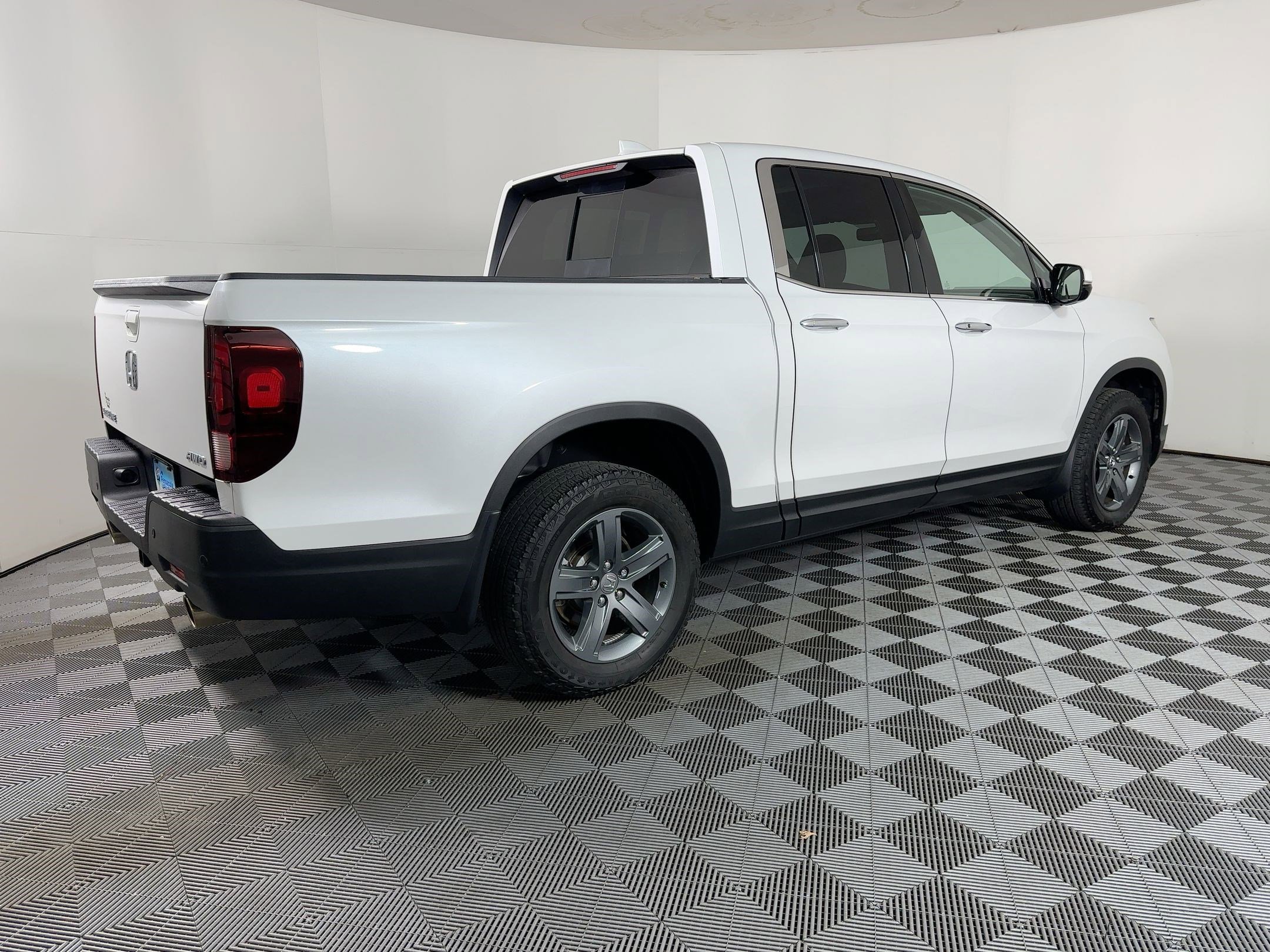 Used 2023 Honda Ridgeline RTL-E image 6