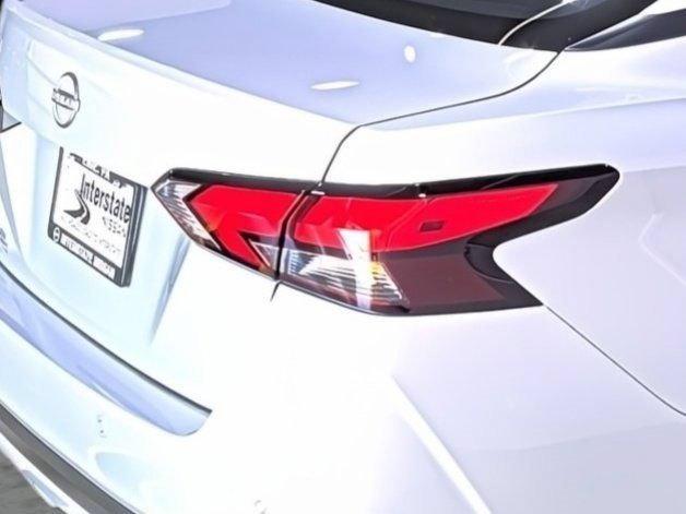 Used 2025 Nissan Versa SV w/ Trunk Package FWD image 13