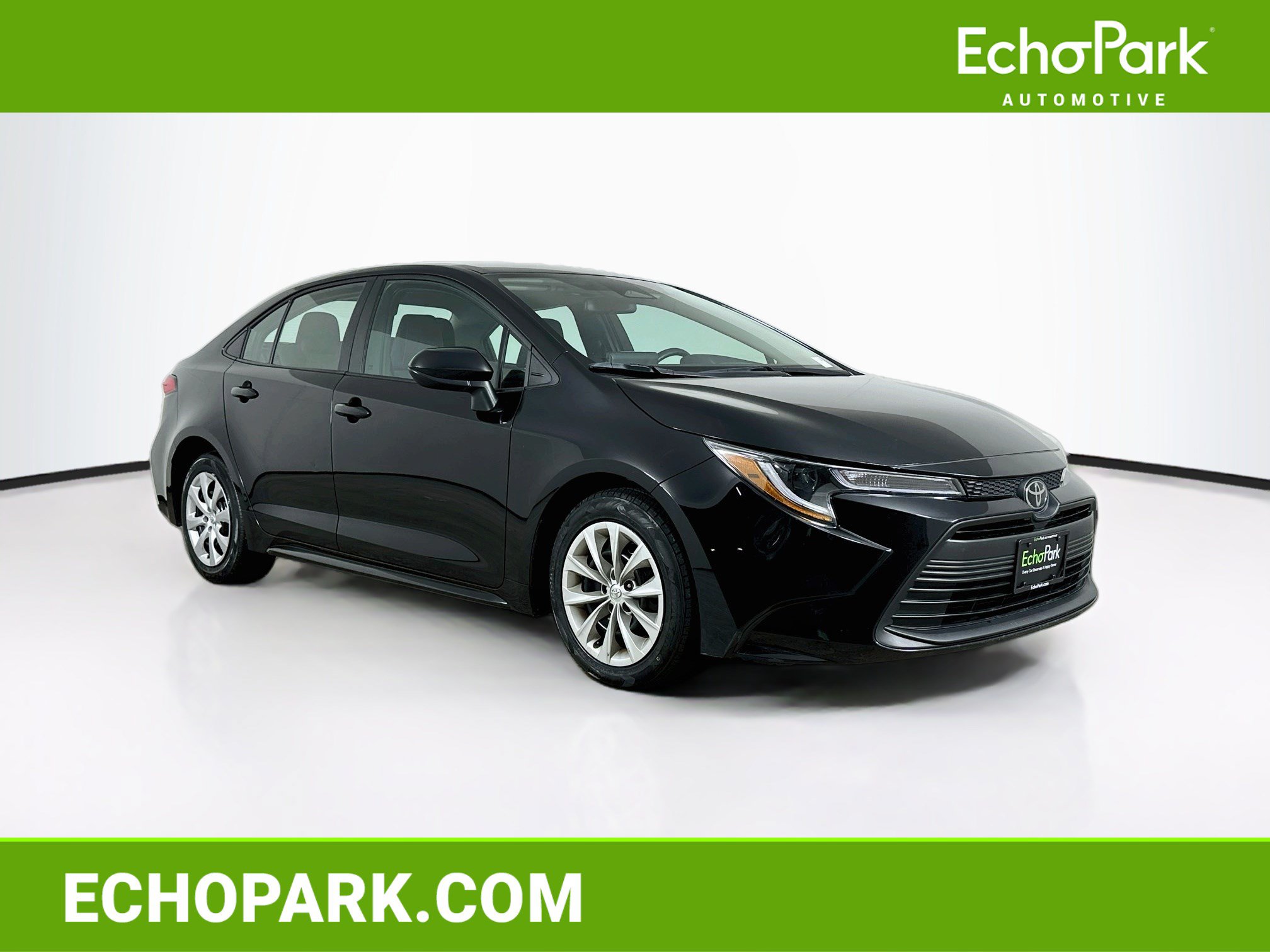 Used 2025 Toyota Corolla LE