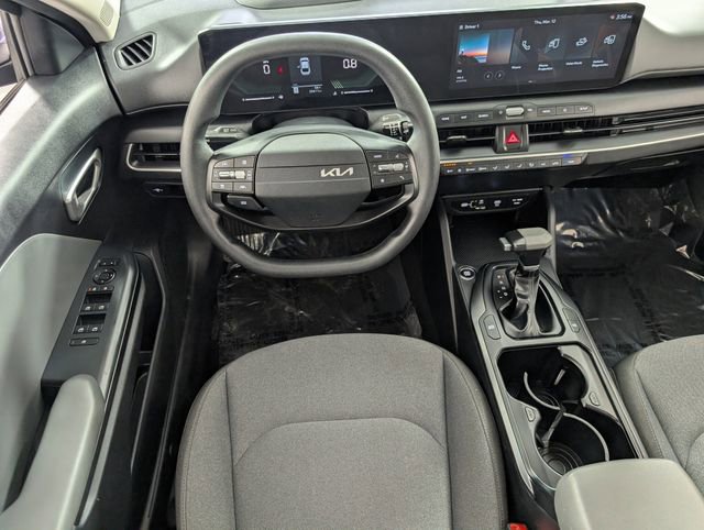 Used 2025 Kia K4 LXS image 19