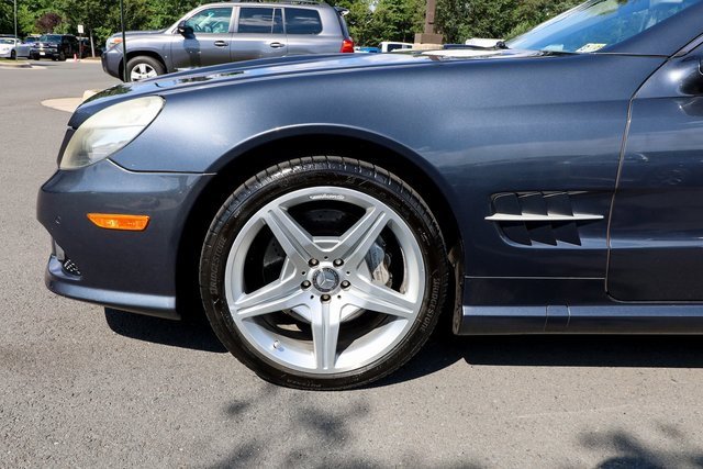 Used 2011 Mercedes-Benz SL 550 image 19