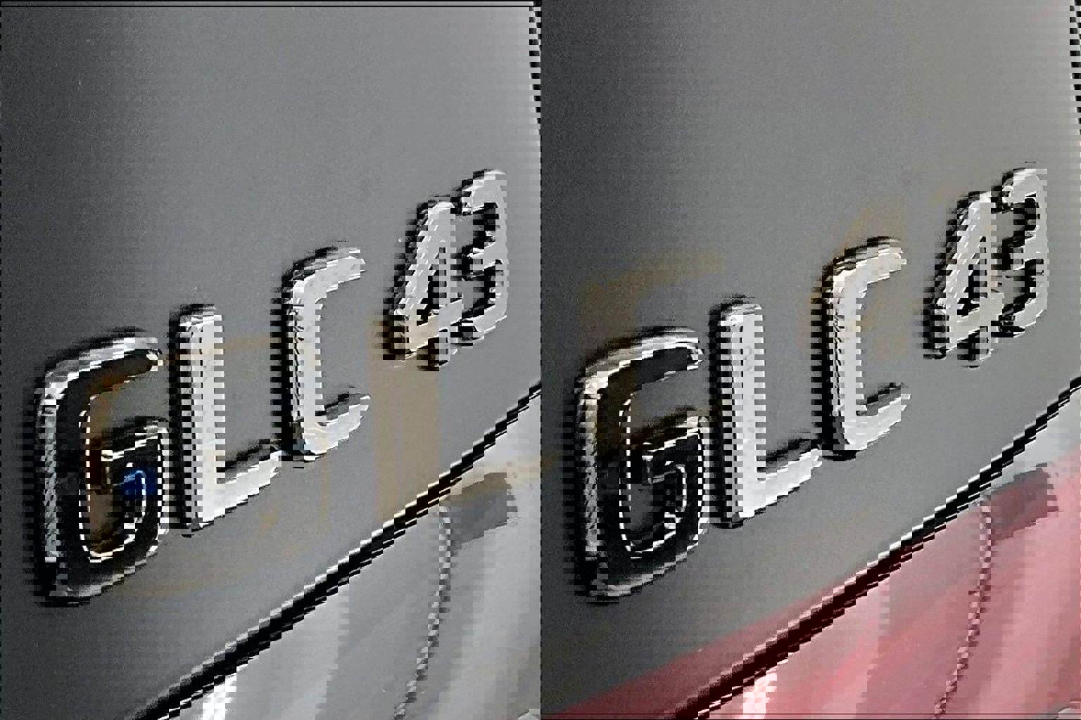 Used 2026 Mercedes-Benz GLC 43 AMG 4MATIC image 32