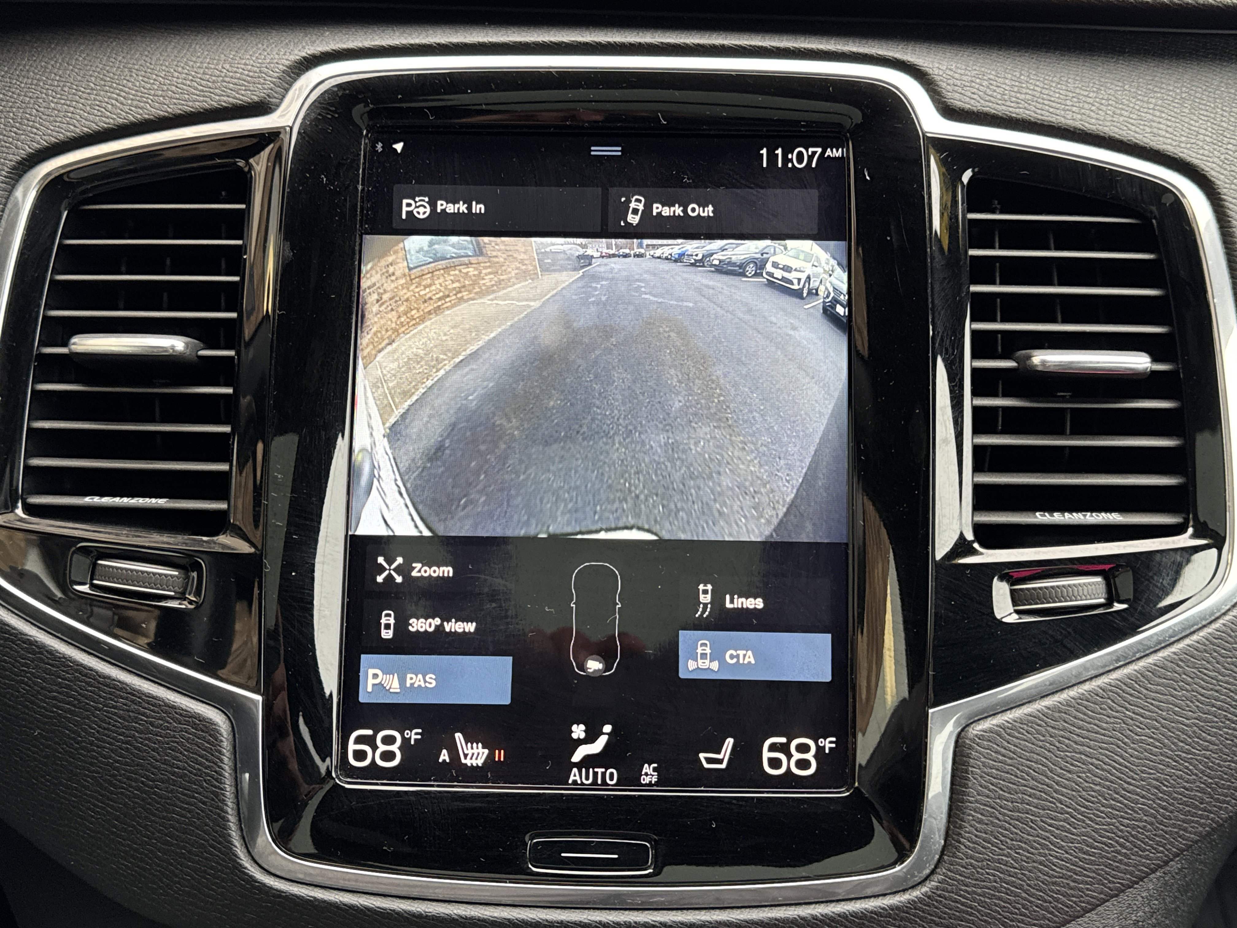 Used 2016 Volvo XC90 T6 R-Design w/ Vision Package image 23