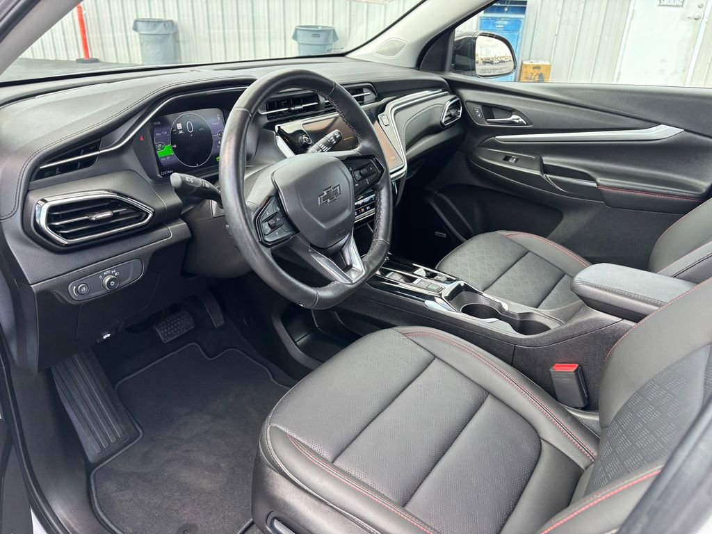 Used 2023 Chevrolet Bolt EUV Premier w/ Sun & Sound Package image 8