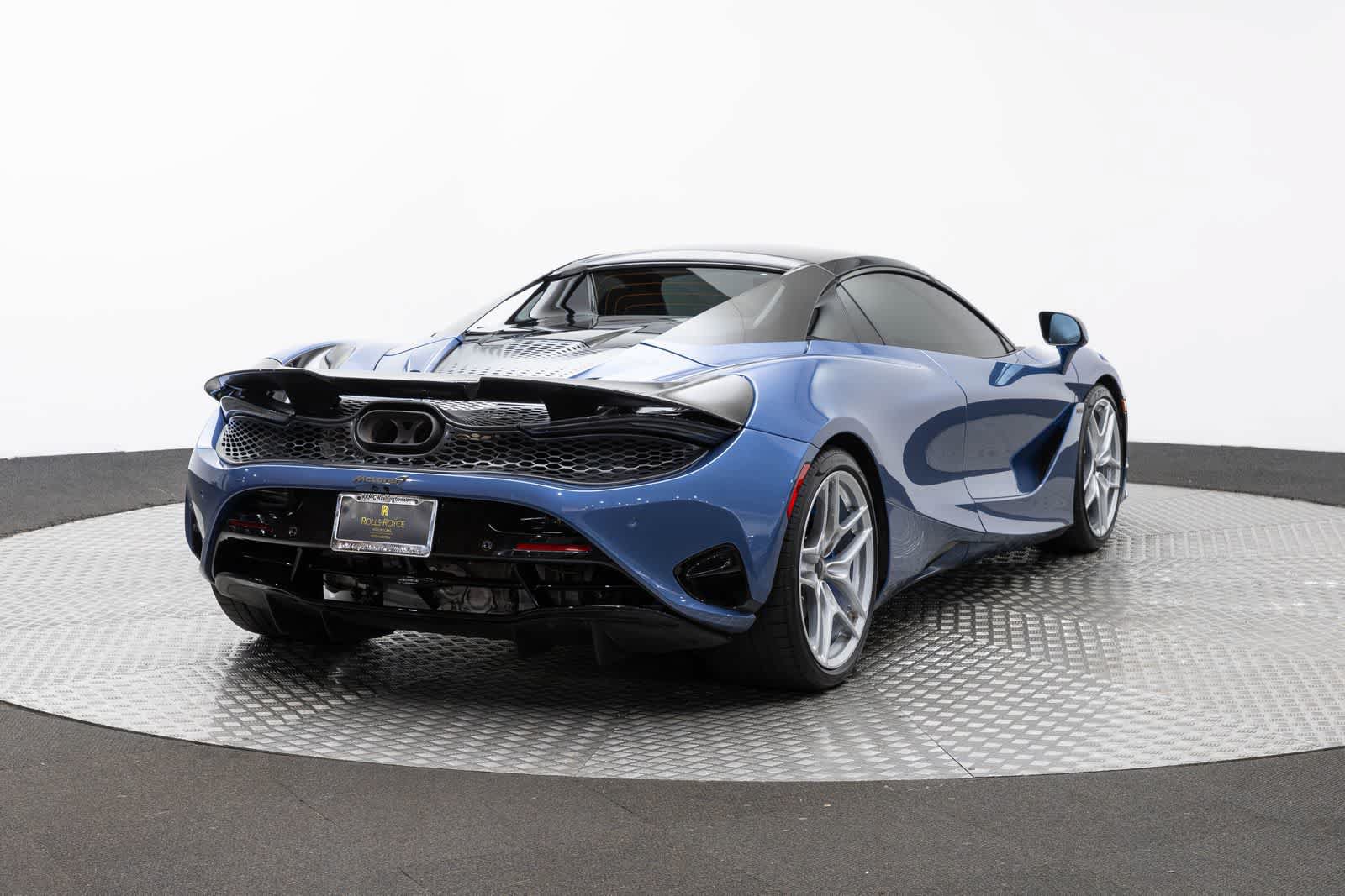 Used 2026 McLaren 750S Spider RWD image 20