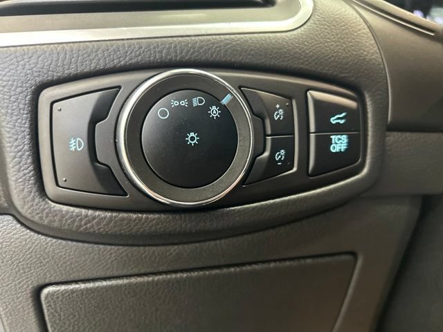 Used 2024 Ford Edge Titanium AWD/4WD image 18