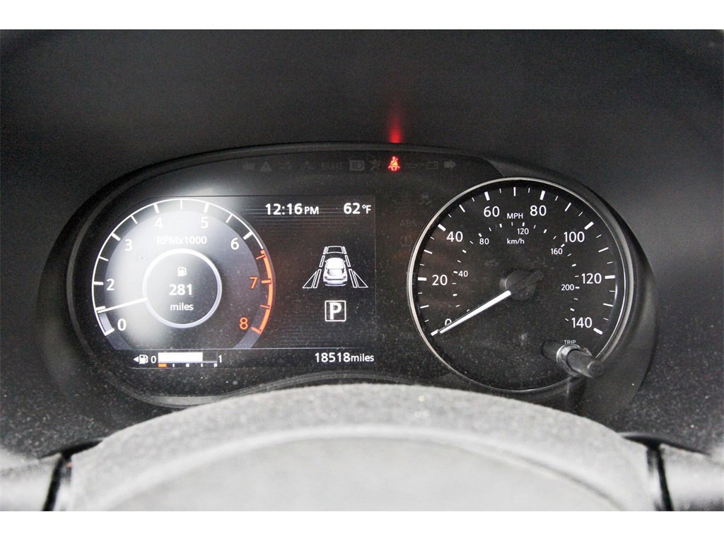 Used 2023 Nissan Kicks SV image 10