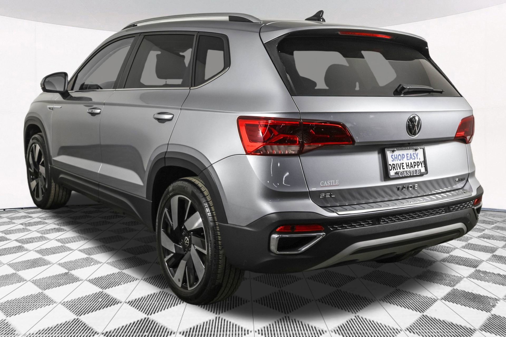 Certified 2024 Volkswagen Taos SEL image 21