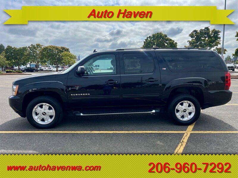 Used 2013 Chevrolet Suburban LT w/ Suspension Package, Off-Road AWD/4WD image 4