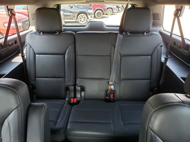 Used 2022 Chevrolet Suburban Z71 w/ Luxury Package AWD/4WD image 14