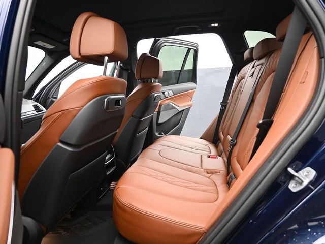 Used 2026 BMW X5 xDrive40i w/ M Sport Package image 18
