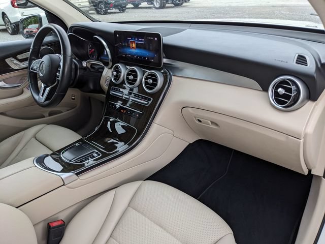 Used 2021 Mercedes-Benz GLC 300 image 14