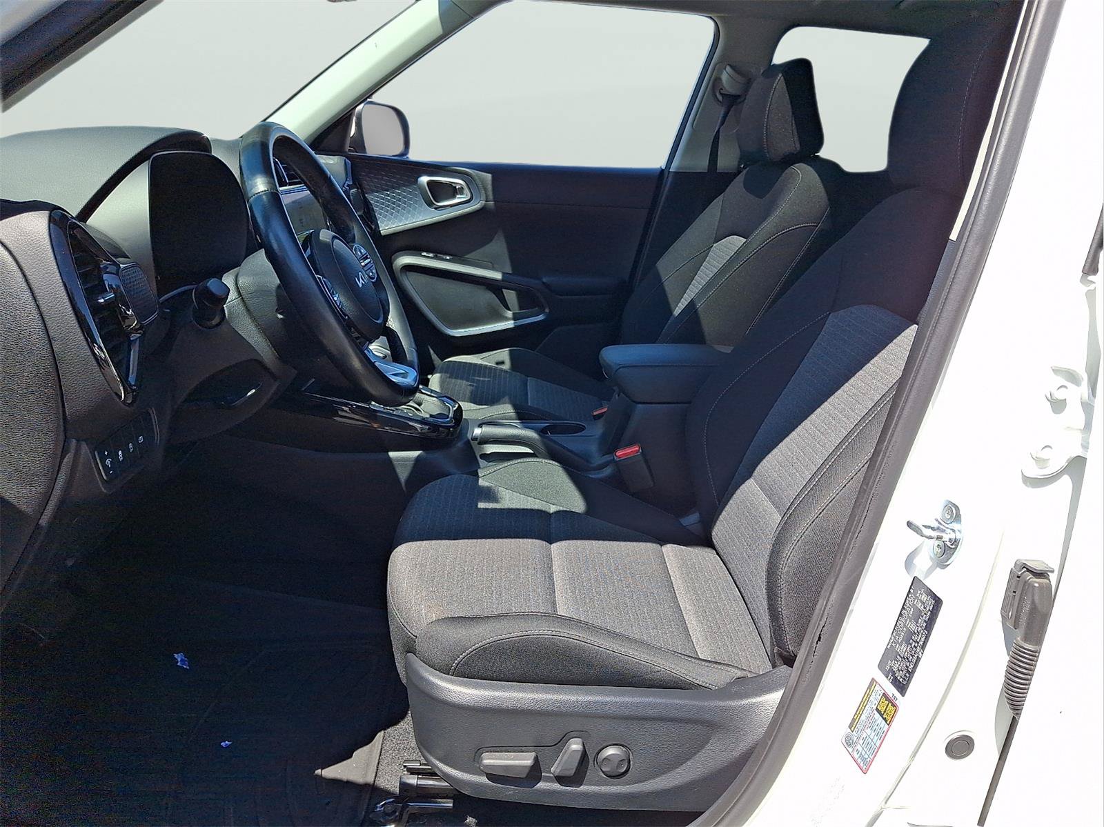 Used 2024 Kia Soul EX FWD image 11