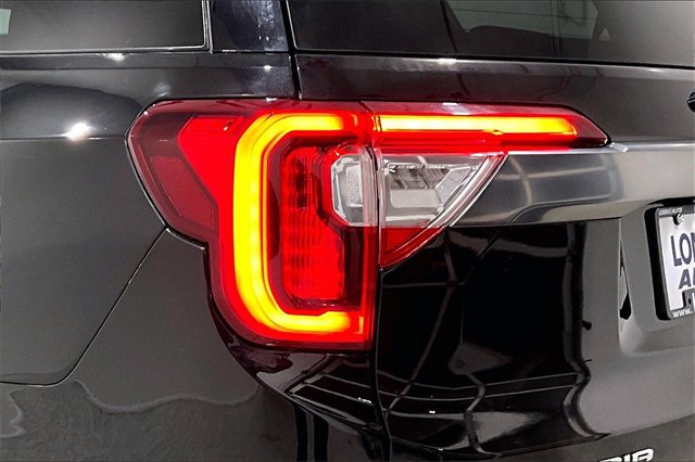 Used 2023 GMC Acadia SLE w/ LPO, Black Accent Package image 41