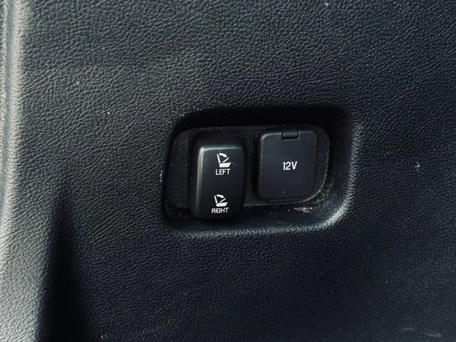 Used 2023 Ford Edge SEL w/ Convenience Package image 13