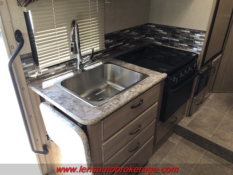 Used 2018 Ford E-350 and Econoline 350 Super Duty w/ Motorhome Prep Package RWD image 18